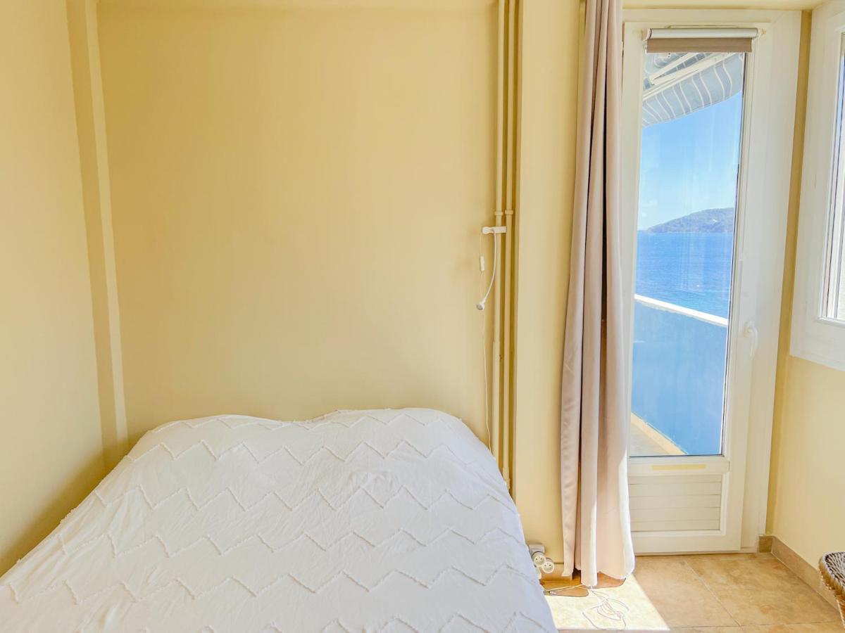 Apartment En Bord De Toulon