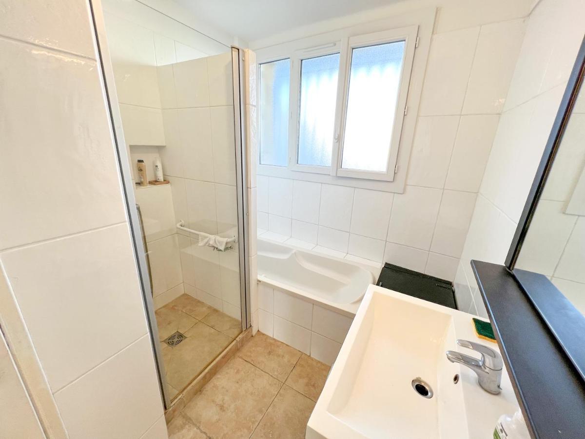 Apartment En Bord De Toulon